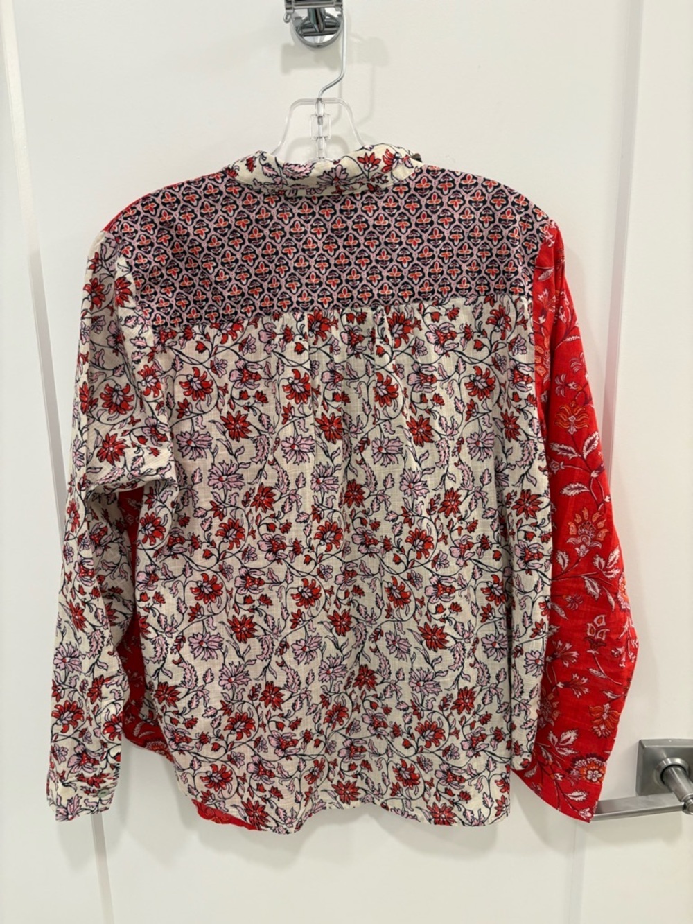 J. Jill Red White Floral Patchwork Boho Cotton Button Down Size Medium Petite - Picture 10 of 14